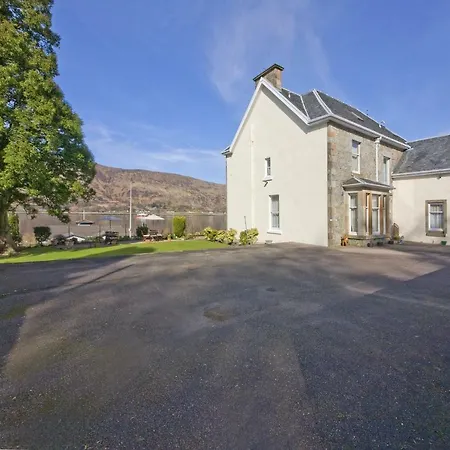 Lawriestone Guest House-3