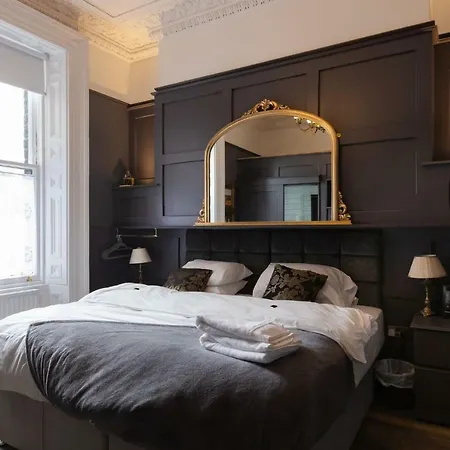 The Warren Belfast-3