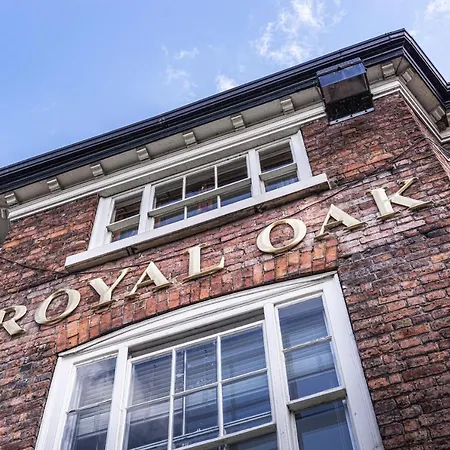 The Royal Oak Hotel, Welshpool - The Coaching Inn Group-2