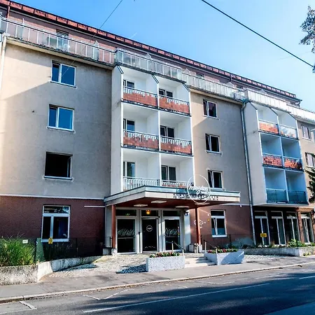 Magdas Hotel-3