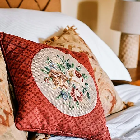 Nuns Cottage Bed & Breakfast-2