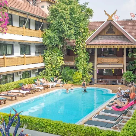 Collection O Khu Mueang Near Tha Phae Gate Formerly Lai Thai Guesthouse-2