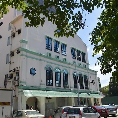 Travel Hub Guesthouse-3