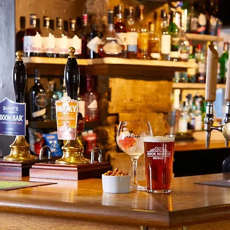The Crown Inn, Church Enstone-3