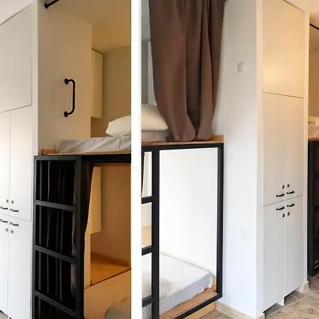 Hostel Numero Trece - Albergue Juvenil - Free Towels, Coffee & Tea, Remote Check-In (Adults Only)-2