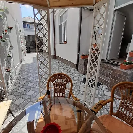 Vila Ada-2