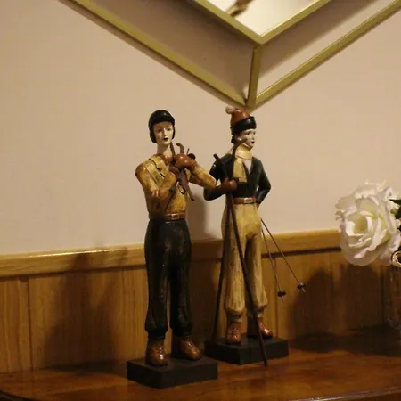 Hotel Meta-2
