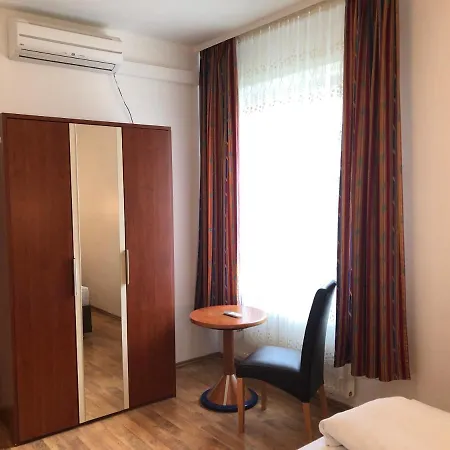 Hotel Verdi-3