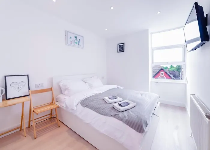 Quiet Cosy Rooms