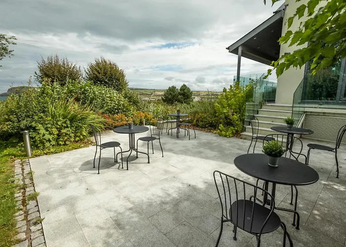 Ecton House Bed & Breakfast Newport 