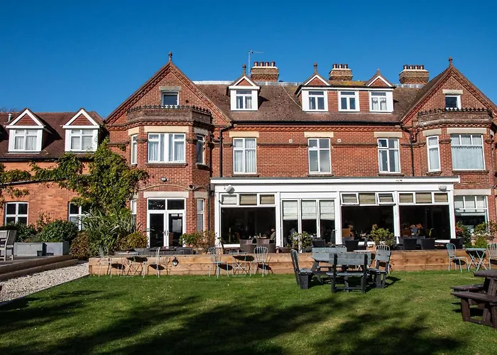 The Cliff House Hotel