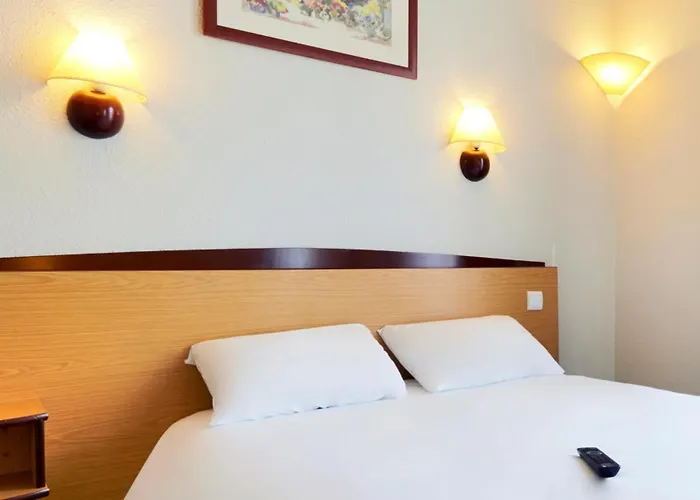 Hotel Campanile Livry-Gargan