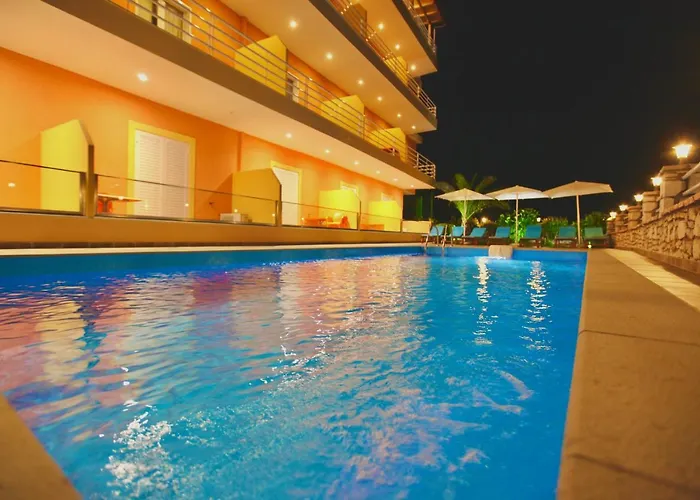 Karos Hotel Llaman Himare