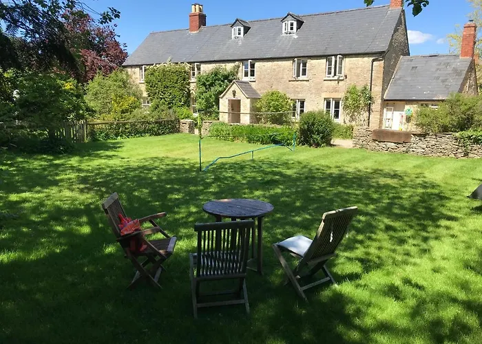 Bed and Breakfast The Long House Cirencester