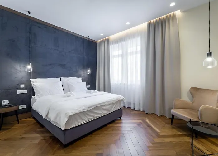 Budapest Eye- Boutique Suites, By Bqa