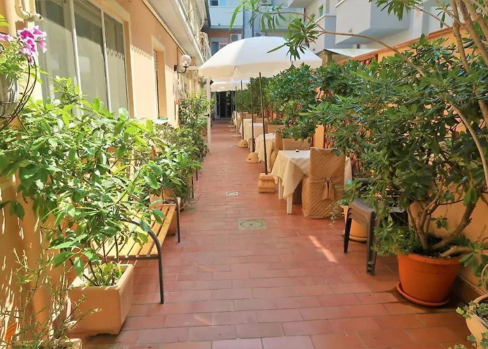 Hotel Tahiti Viareggio