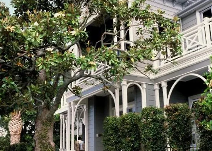 Mollies Boutique Hotel
