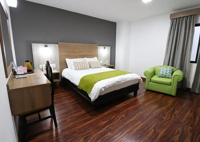 Hotel Puerta del Sol