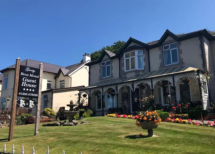Bron Menai Guest House Caernarfon