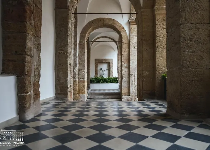 PALAZZO SANTAMARINA Luxury Suite&Spa Palerme