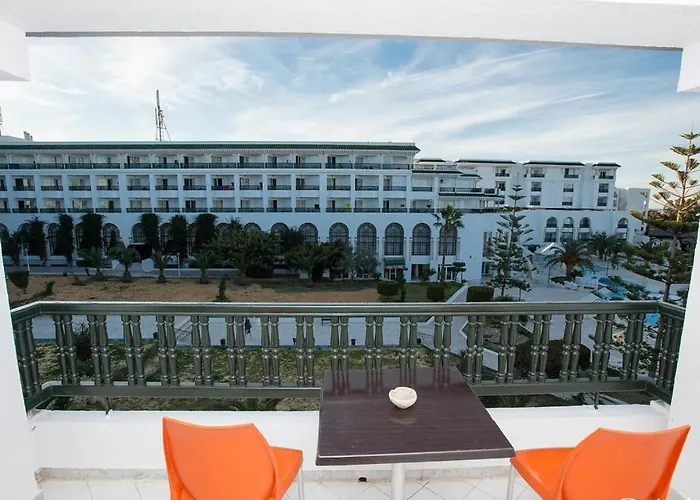 Riviera Hotel - Family Only Port El-Kantaoui