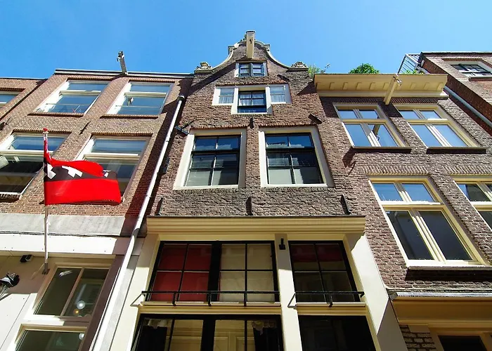 Cosy Apartment Right In The City Center With Airco! Amsterdam