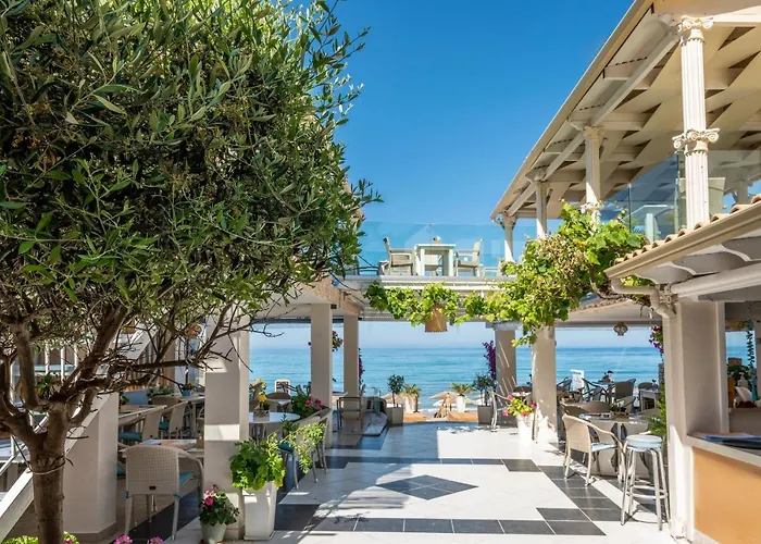 Romantic Palace Beach Apartments Agios Gordios 