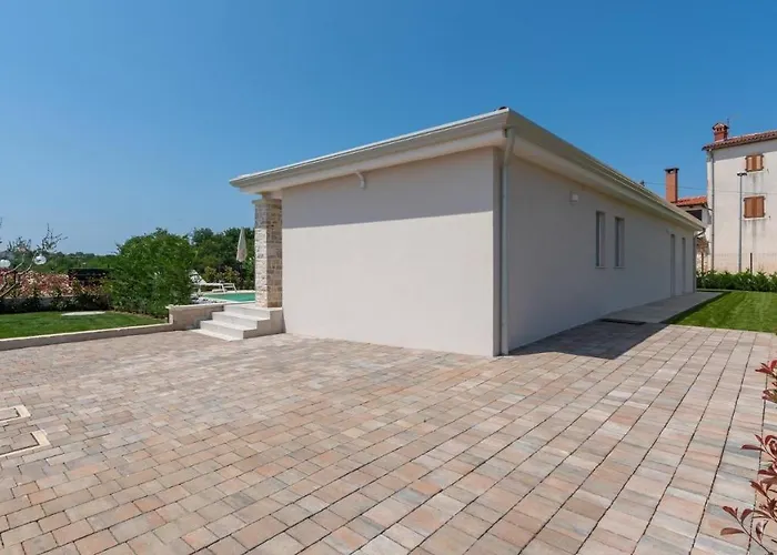 Villa Audrey By Villas Holiday Valizza