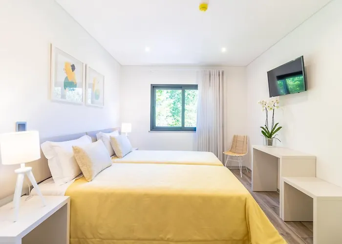 Avenue 41 Guest House Faro