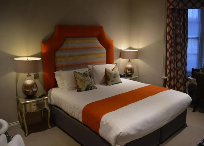 Long Melford Swan Hotel