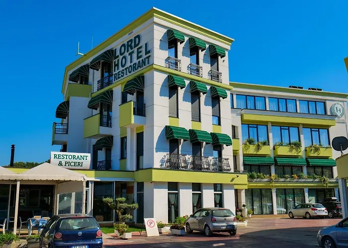Lord Hotel Vorë