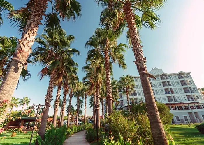 Royal Atlantis Beach Side