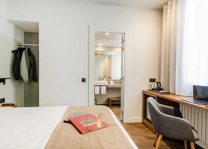 Peninsular Hotel Girona