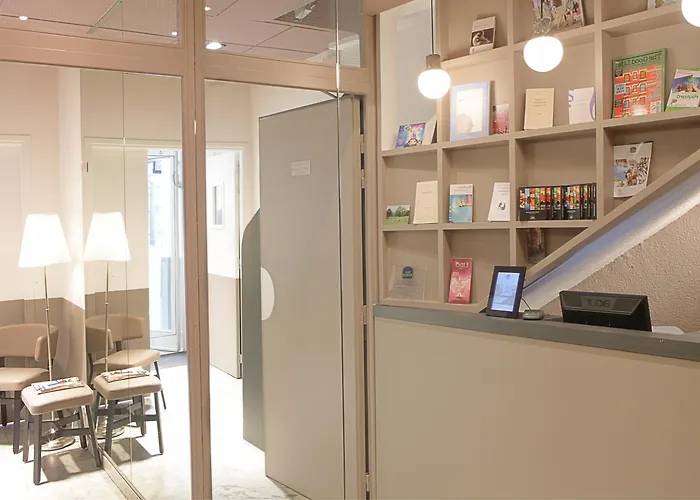 Contact Hotel Alize Montmartre Paris