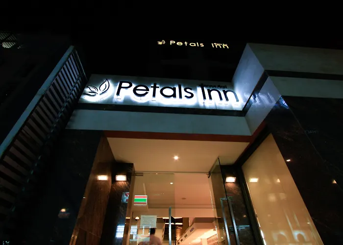Petals Inn Bangkok