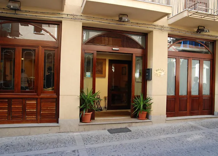 Hotel La Giara Cefalú
