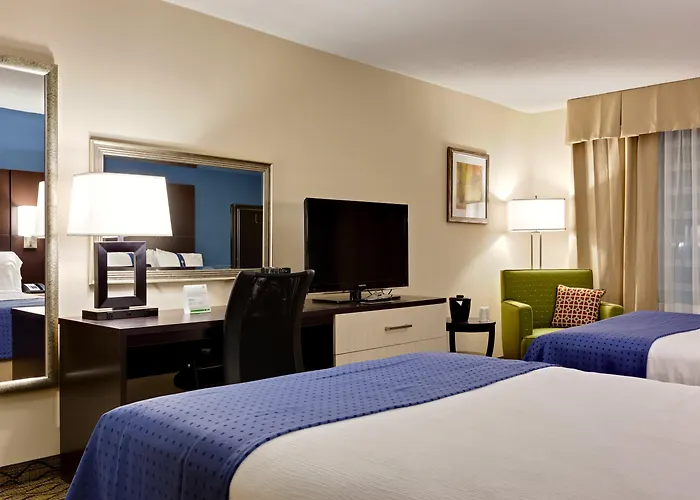 Holiday Inn & Suites Atlanta Airport North By Ihg College Park