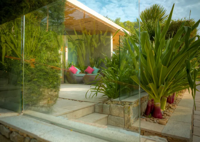 Mia Resort Nha Trang Thon Lap Thinh