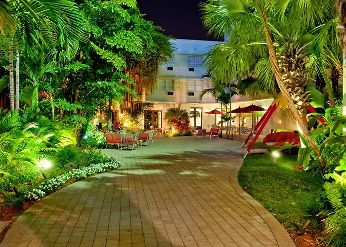 Dorchester Hotel&Suites Miami Beach