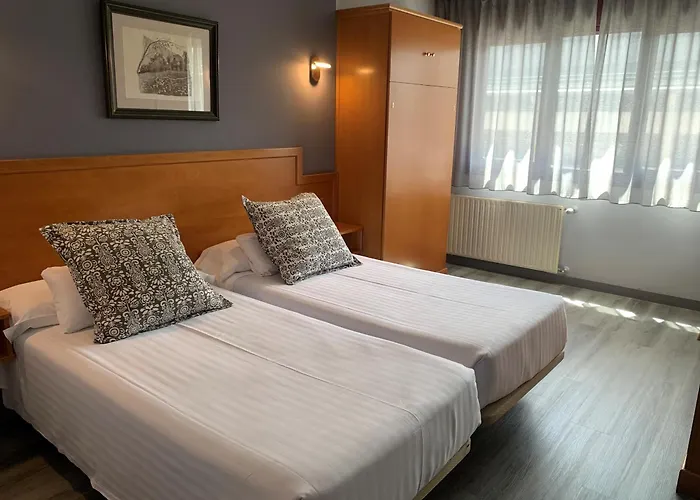 Hotel Carbayon