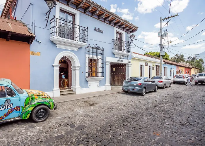 Hotel Socialtel Antigua