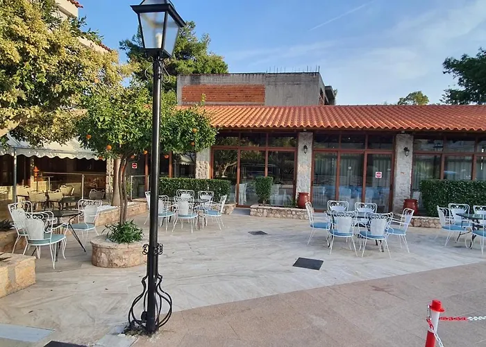 Zakros Hotel Tolón