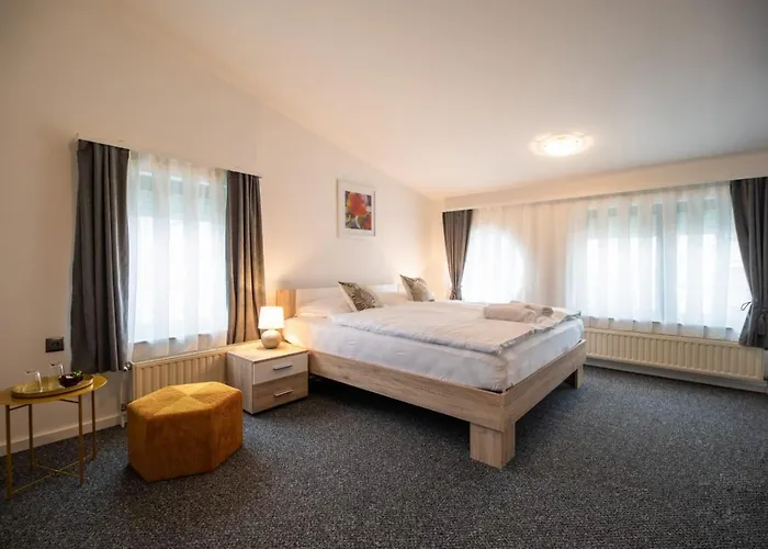 Bed and Breakfast Four Roses Zagabria