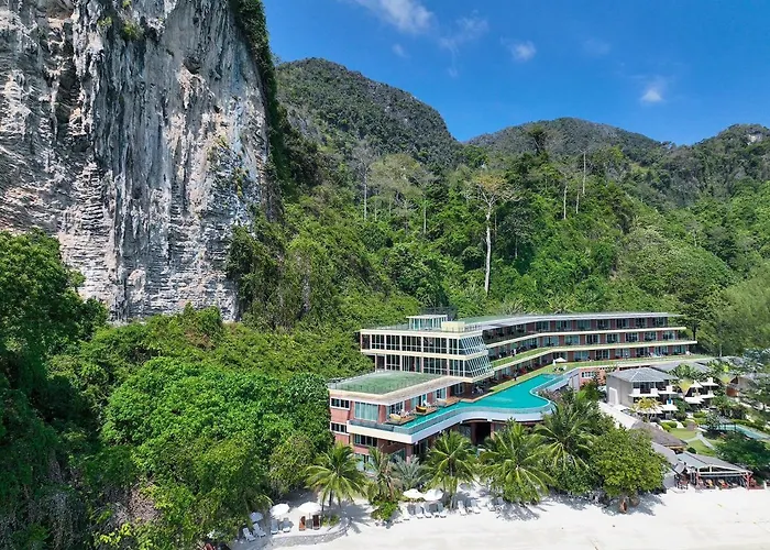 Phi Phi Cliff Beach Resort