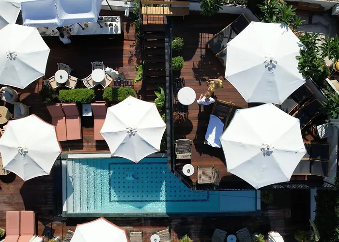 Mayer House - Heated Pool Tel-Aviv