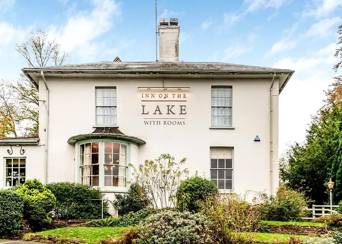 Inn On The Lake By Innkeeper'S Collection Godalming