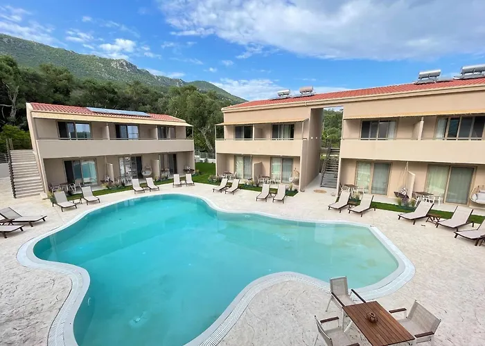 Scarabeo Suites & Villas Parga