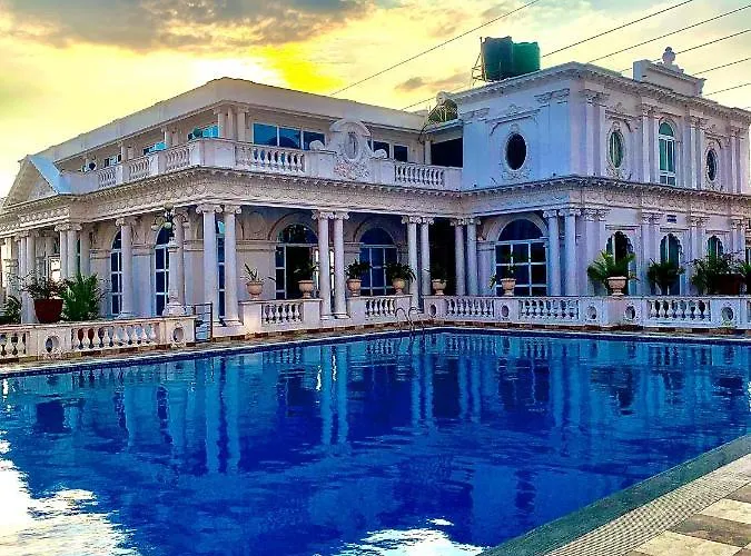 Dream Palace Resort