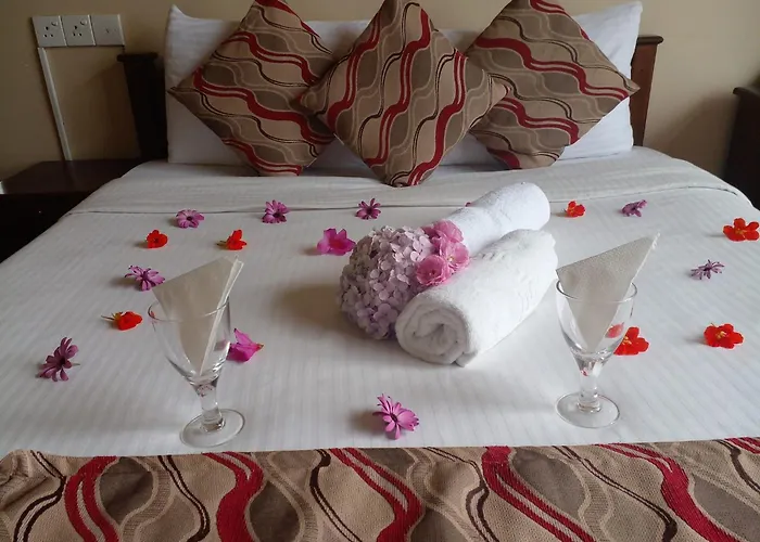 Lake View Hotel & Bungalow Nuwara Eliya
