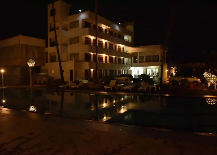 New Ocean Hill Hotel